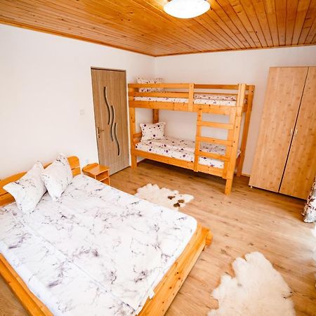Casa Tudor Topliţa Esterno foto