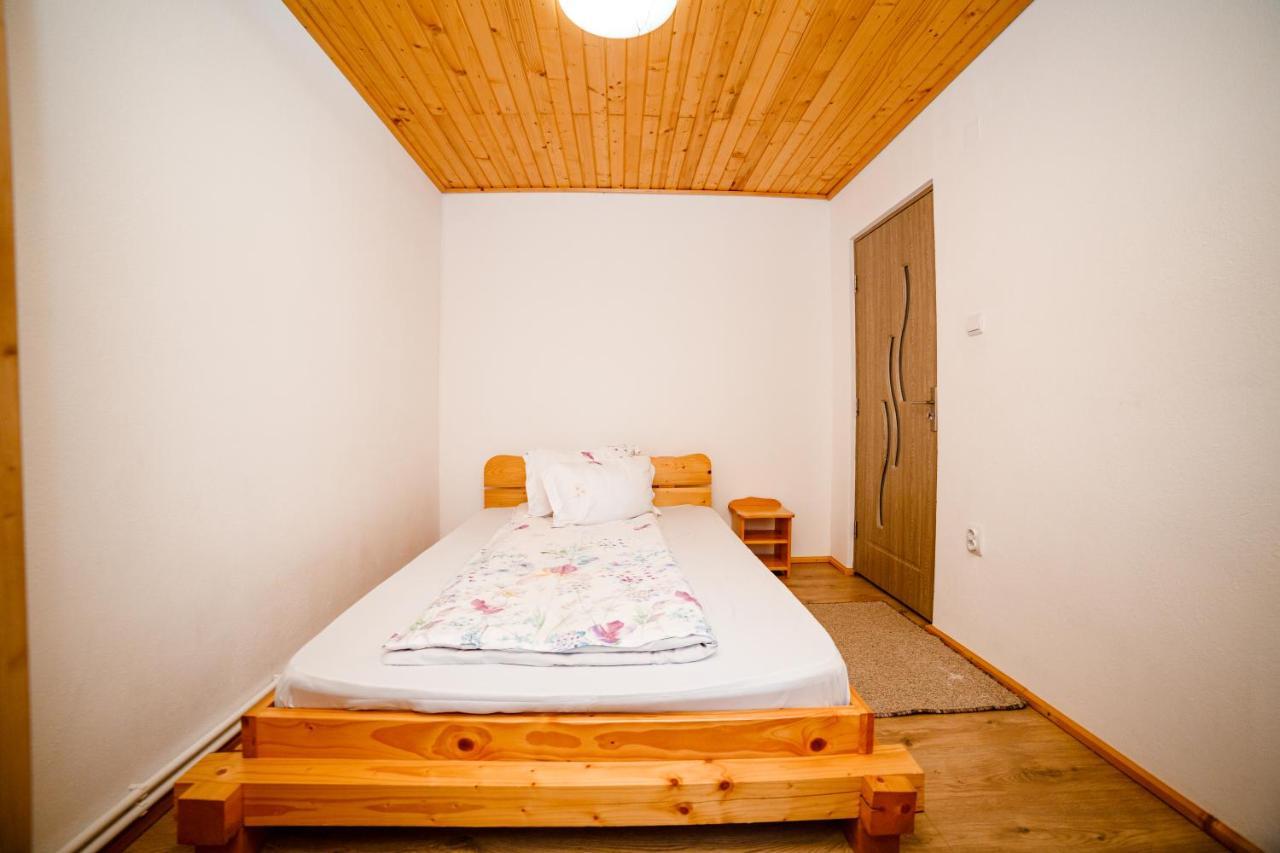 Casa Tudor Topliţa Esterno foto